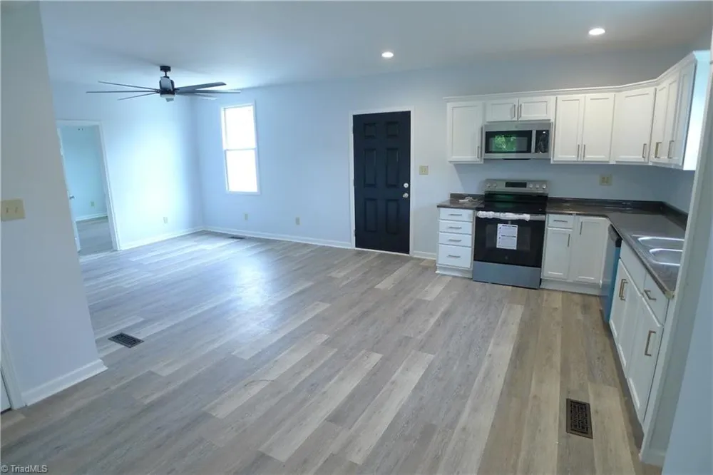 221 Duke Street Cooleemee, NC 27014