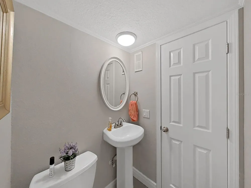 433 S PAULA DRIVE #18 Dunedin, FL 34698
