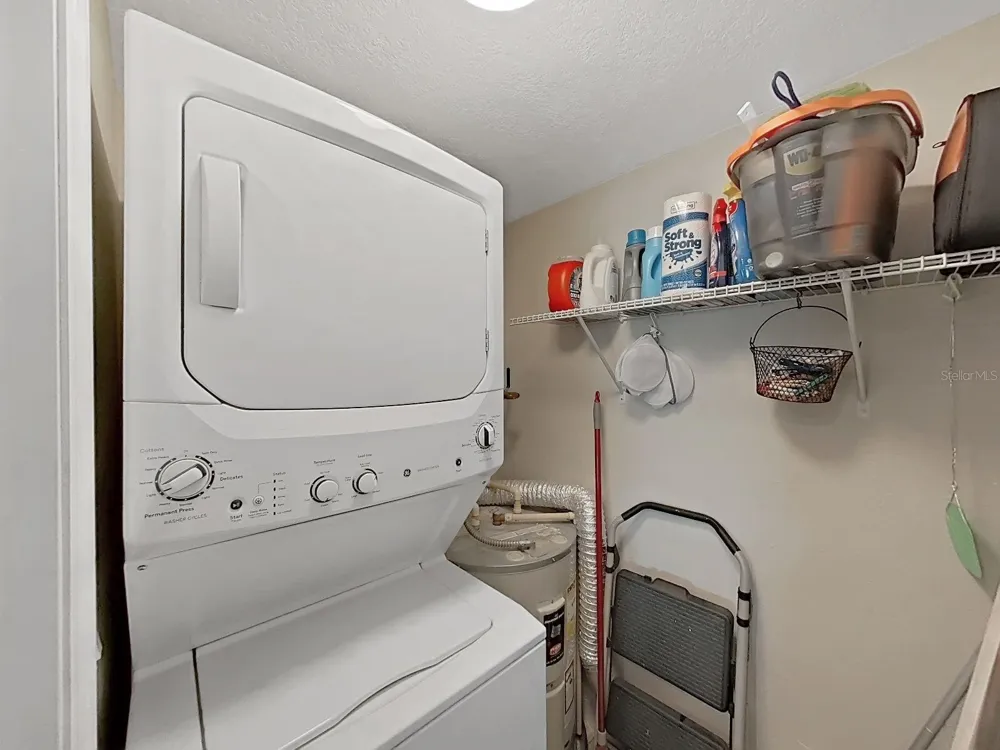 433 S PAULA DRIVE #18 Dunedin, FL 34698