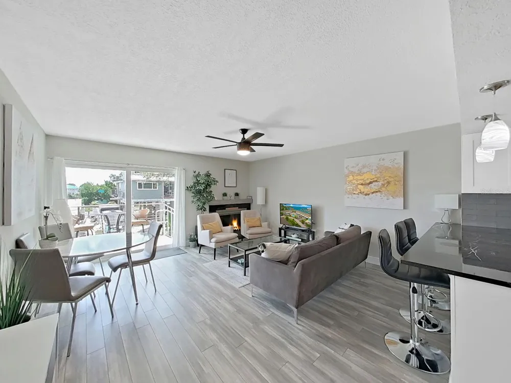 433 S PAULA DRIVE #18 Dunedin, FL 34698