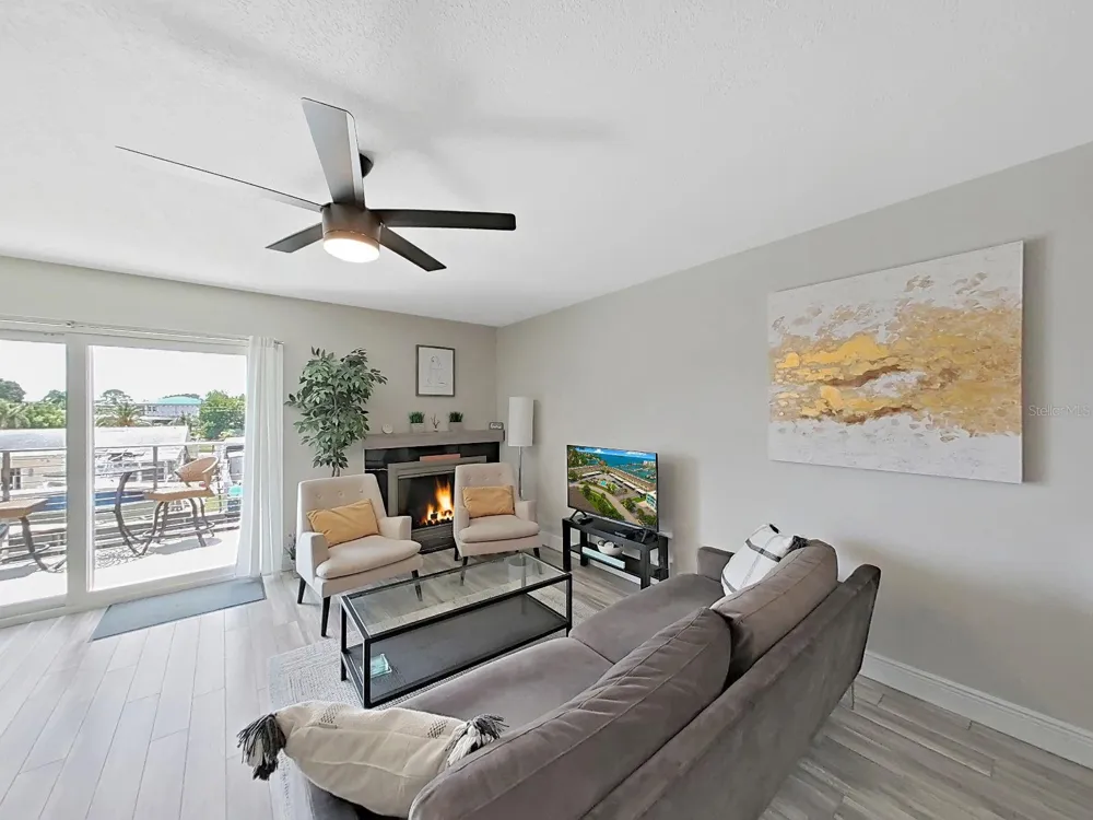 433 S PAULA DRIVE #18 Dunedin, FL 34698