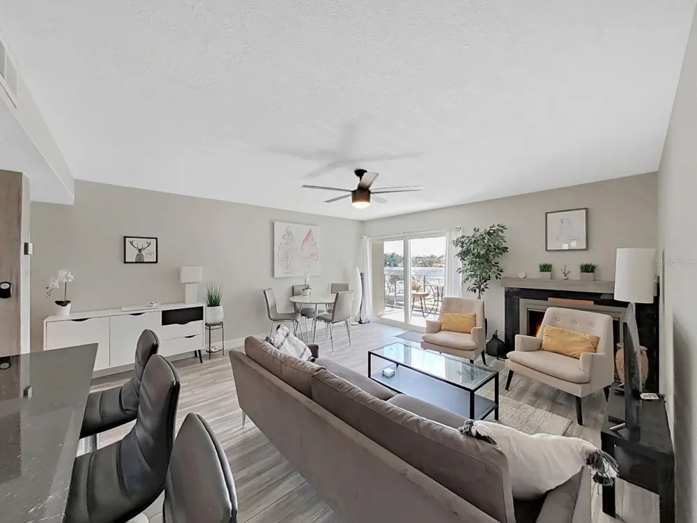 433 S PAULA DRIVE #18 Dunedin, FL 34698