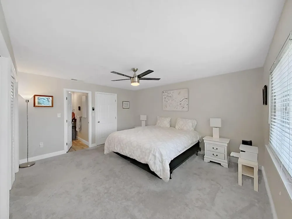 433 S PAULA DRIVE #18 Dunedin, FL 34698
