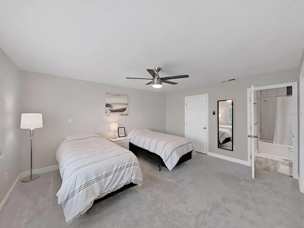 433 S PAULA DRIVE #18 Dunedin, FL 34698