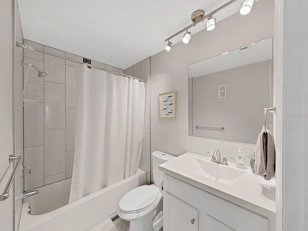 433 S PAULA DRIVE #18 Dunedin, FL 34698