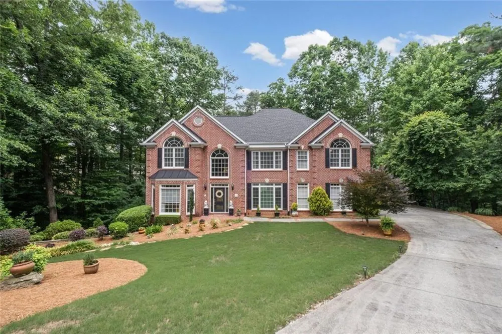 480 Fawn Glen Drive Roswell, GA 30075