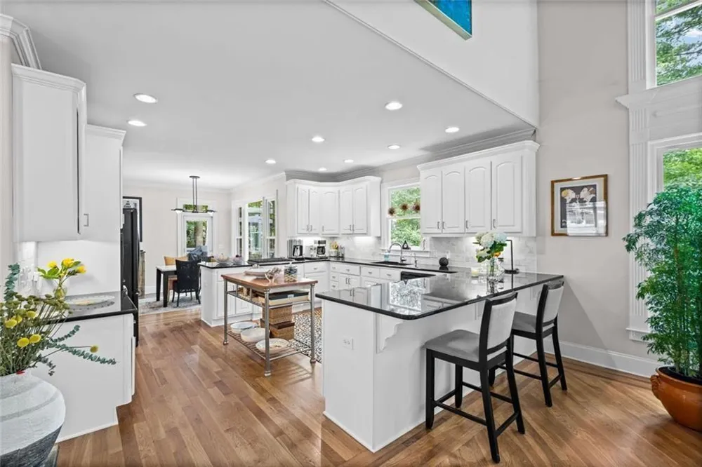 480 Fawn Glen Drive Roswell, GA 30075