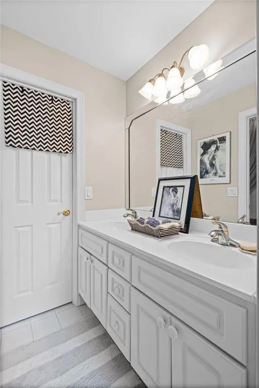 480 Fawn Glen Drive Roswell, GA 30075