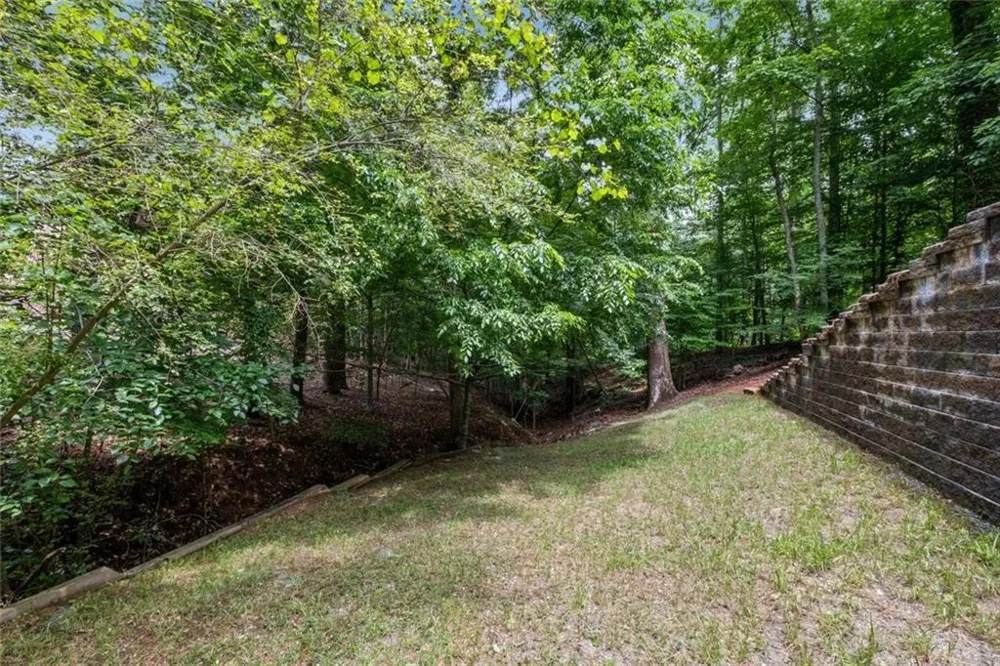 480 Fawn Glen Drive Roswell, GA 30075