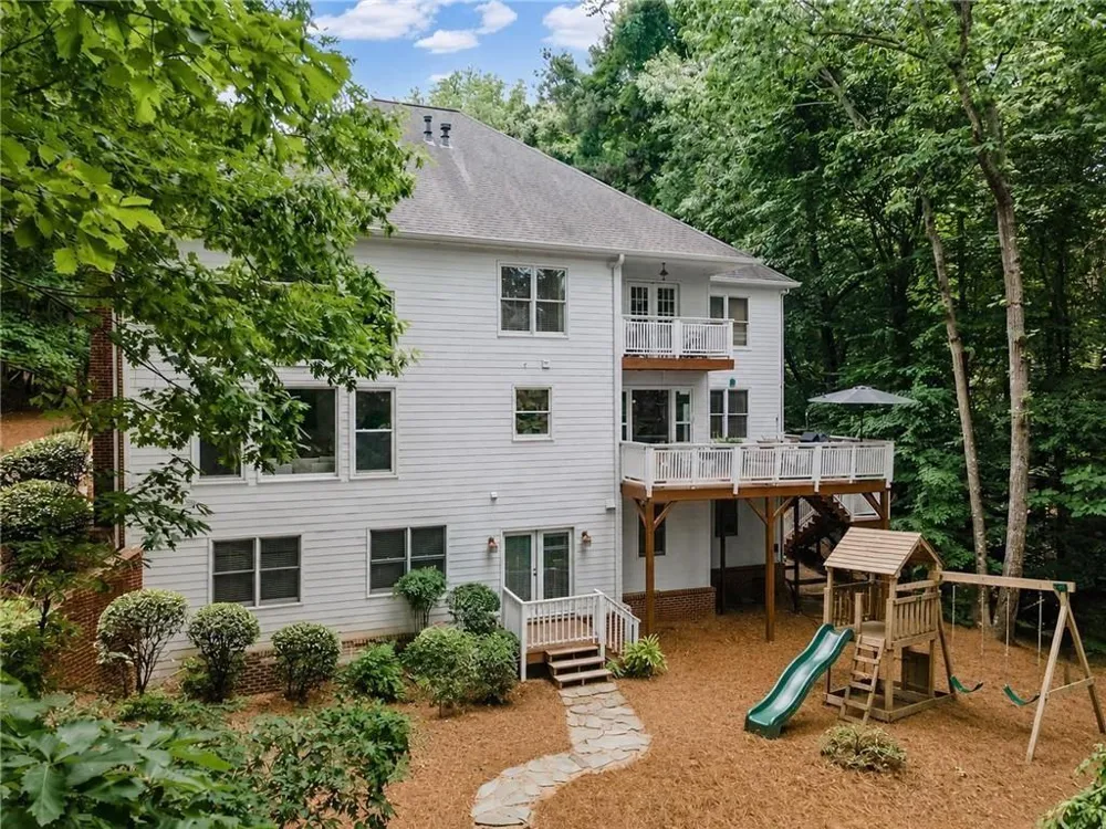480 Fawn Glen Drive Roswell, GA 30075