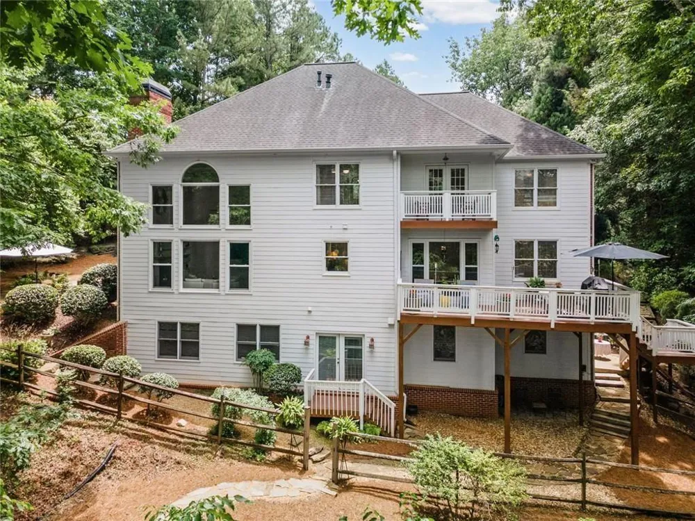 480 Fawn Glen Drive Roswell, GA 30075