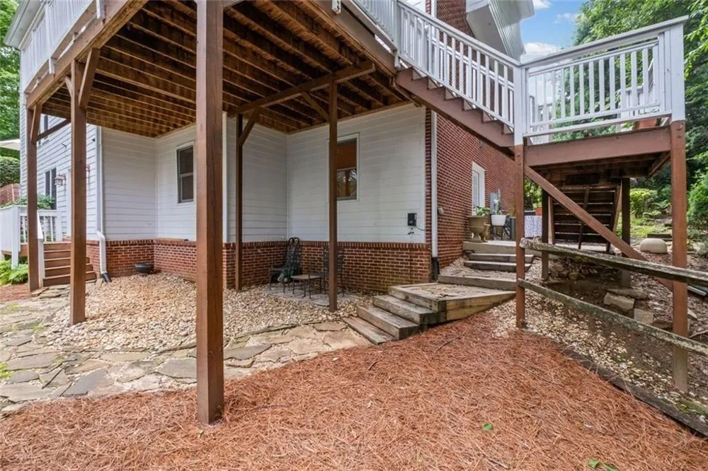 480 Fawn Glen Drive Roswell, GA 30075