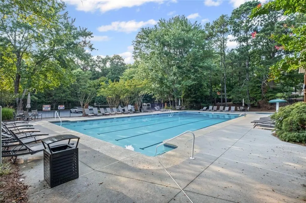 480 Fawn Glen Drive Roswell, GA 30075