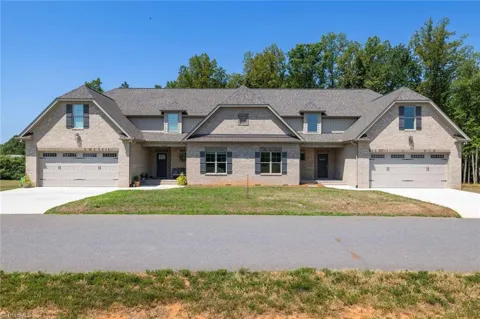 7016 Westfield Village Circle