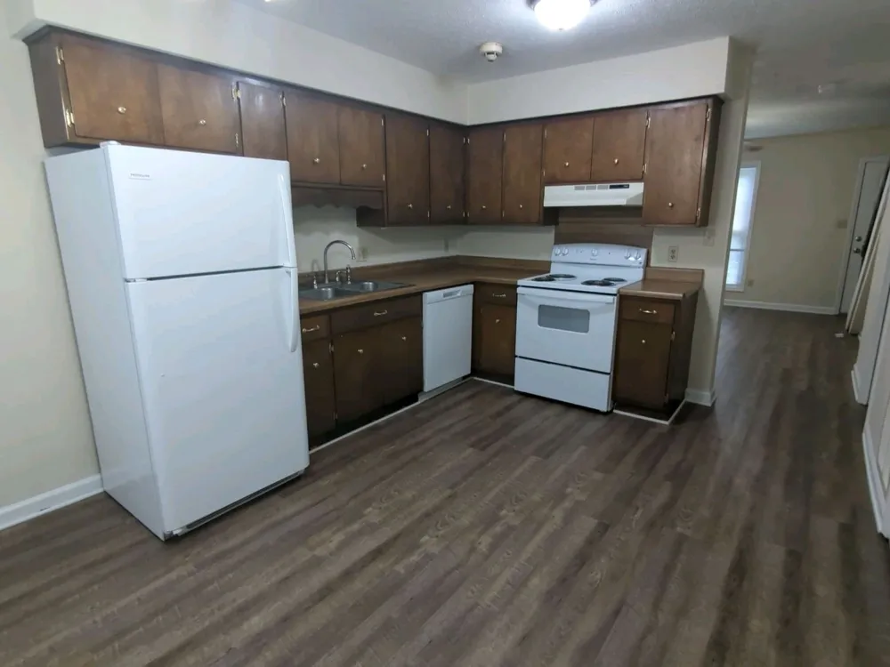 1032 Brookview Dr #13D Franklin, KY 42134