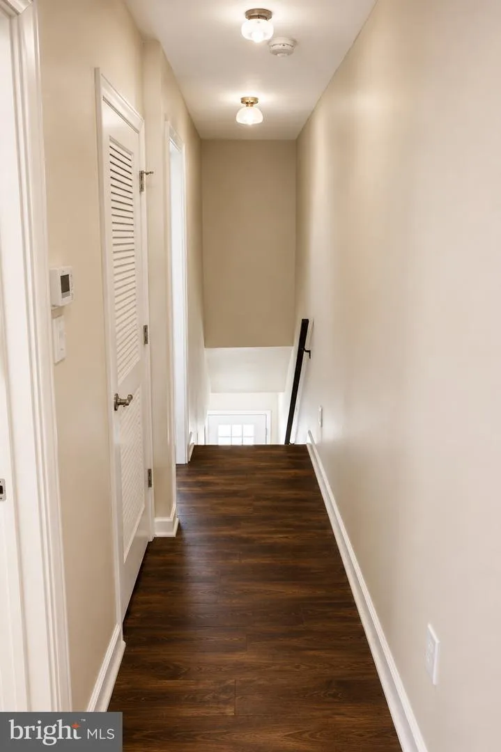 21 ROWAND WAY E Clementon, NJ 08021
