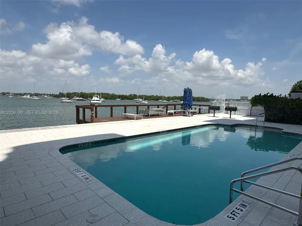 7928 West Dr #504 North Bay Village, FL 33141