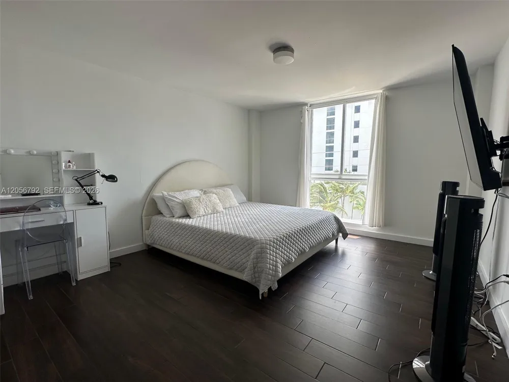 7928 West Dr #504 North Bay Village, FL 33141