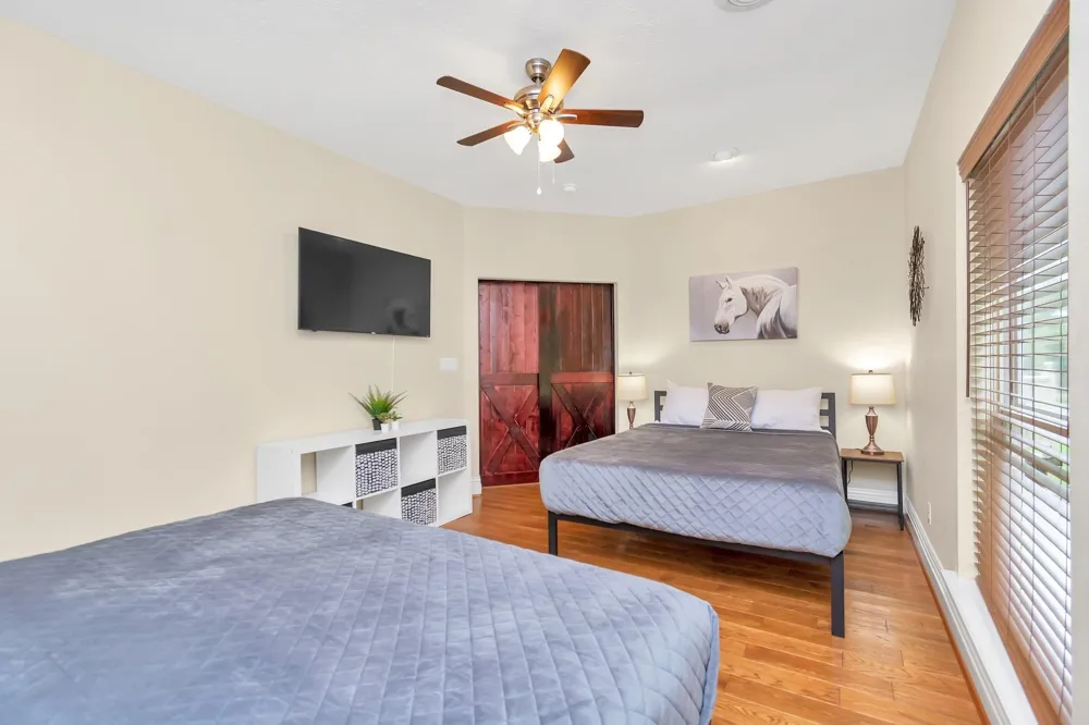 1730 Lakeshore Drive Kingwood, TX 77339