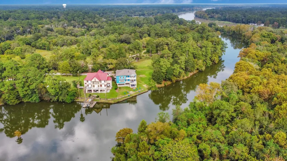 1730 Lakeshore Drive Kingwood, TX 77339