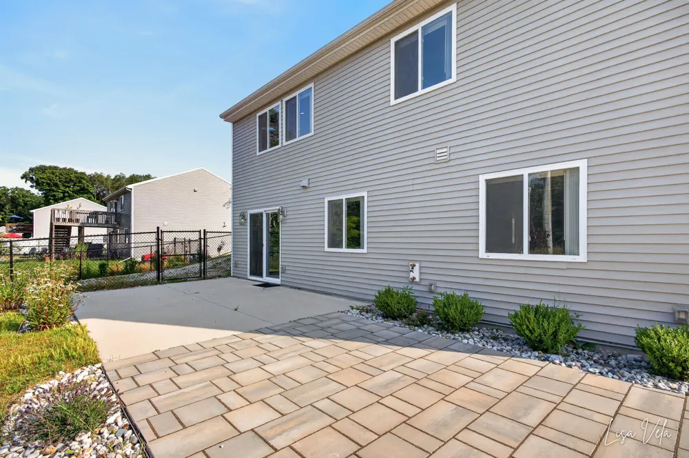 1309 Waterpoint Court Whitehall, MI 49461