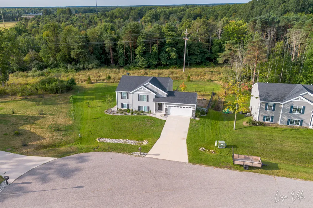 1309 Waterpoint Court Whitehall, MI 49461