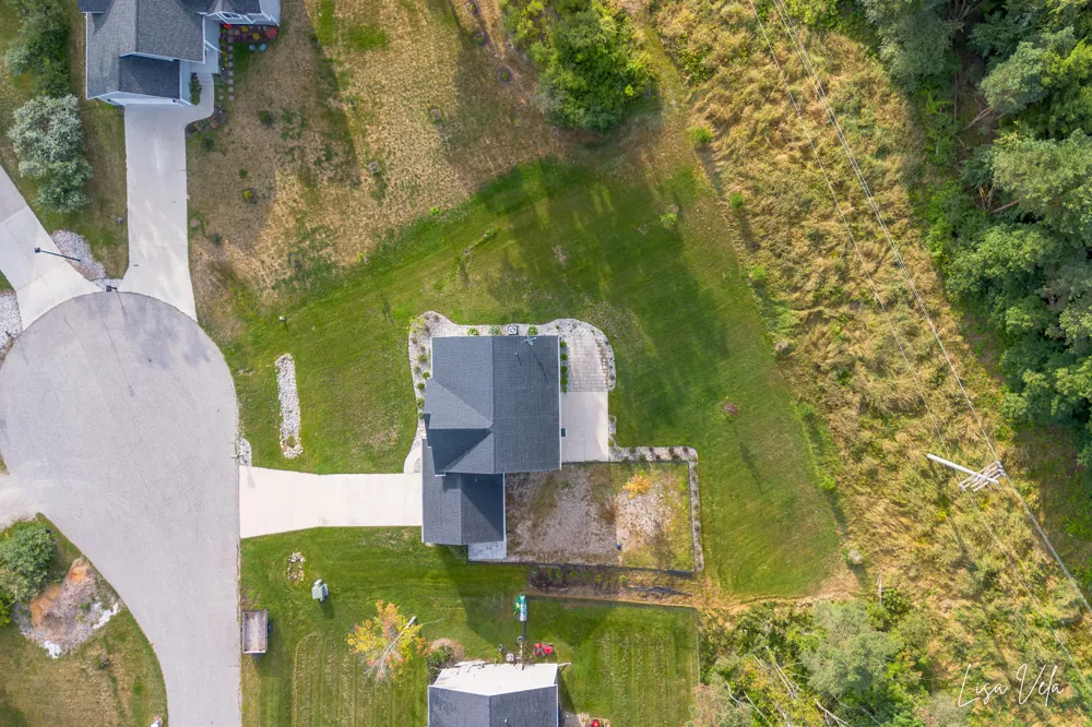 1309 Waterpoint Court Whitehall, MI 49461