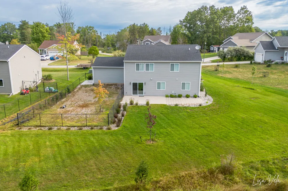 1309 Waterpoint Court Whitehall, MI 49461