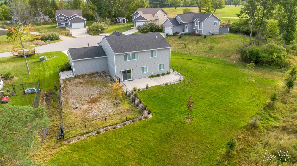 1309 Waterpoint Court Whitehall, MI 49461