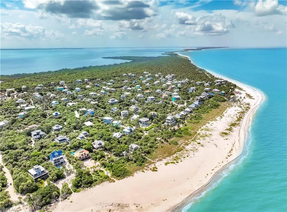 552 Coral Circle Upper Captiva, FL 33924