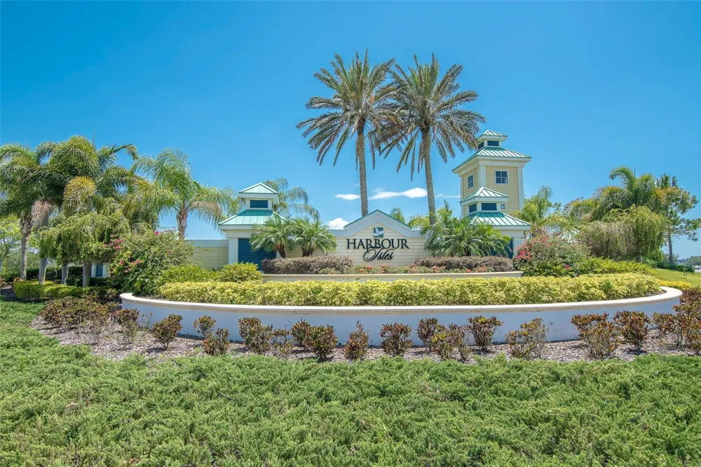 5409 CONCH SHELL PLACE Apollo Beach, FL 33572