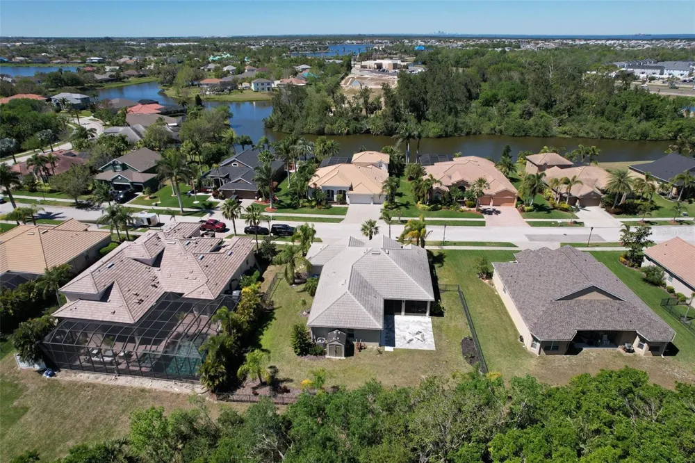 5409 CONCH SHELL PLACE Apollo Beach, FL 33572