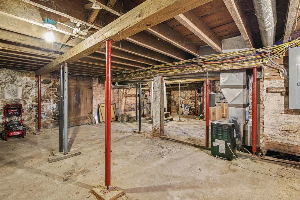 315 S Washington Street Manchester, MI 48158