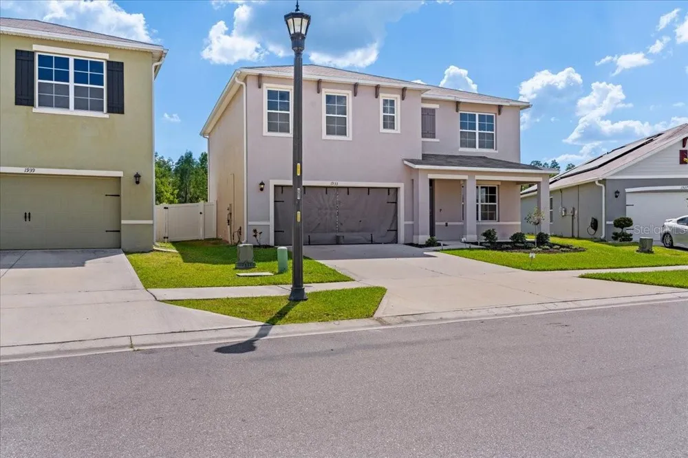 1933 PRISTINE LOOP Lakeland, FL 33811