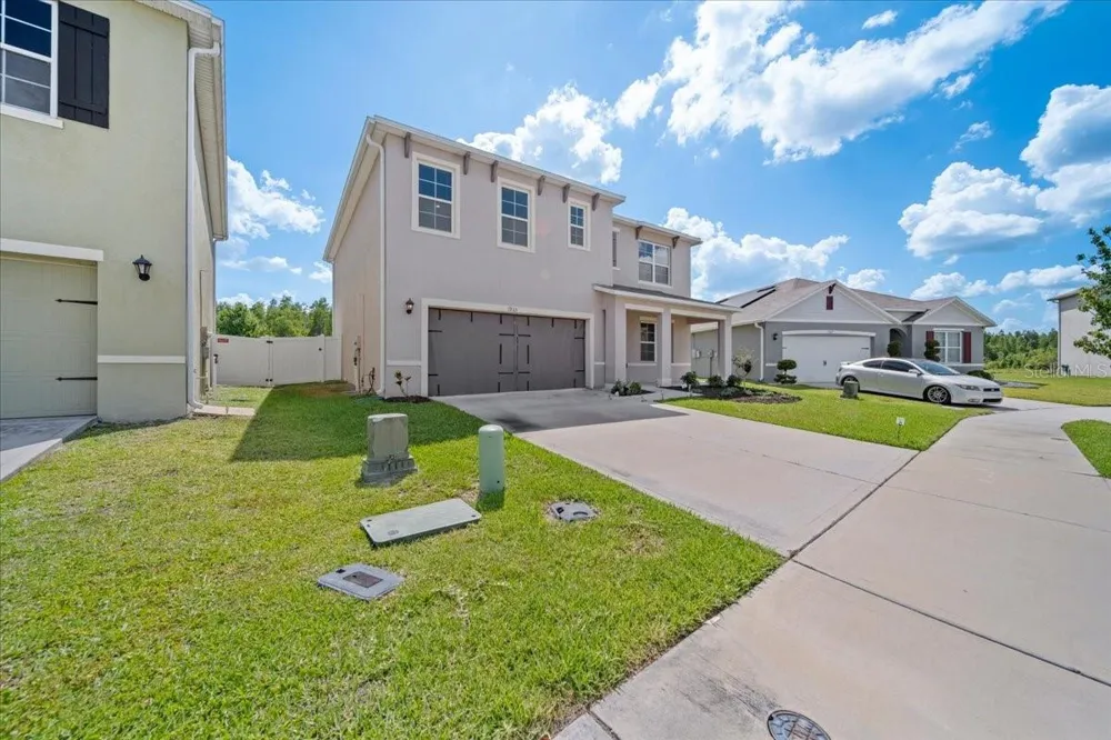 1933 PRISTINE LOOP Lakeland, FL 33811