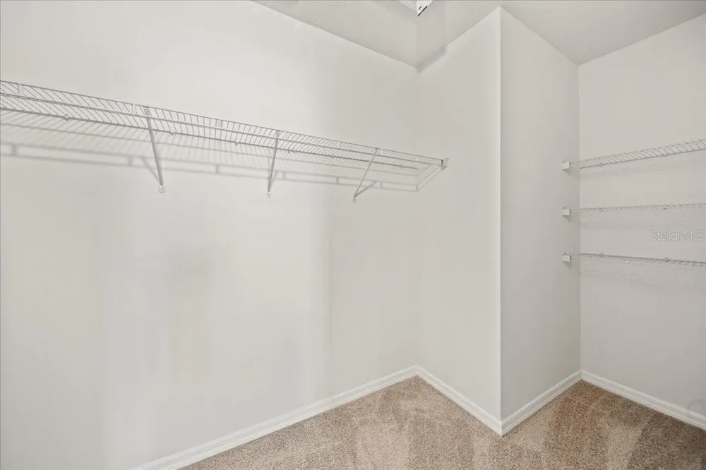 1933 PRISTINE LOOP Lakeland, FL 33811