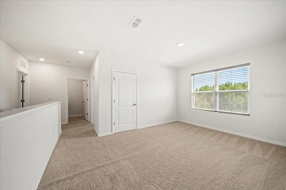 1933 PRISTINE LOOP Lakeland, FL 33811