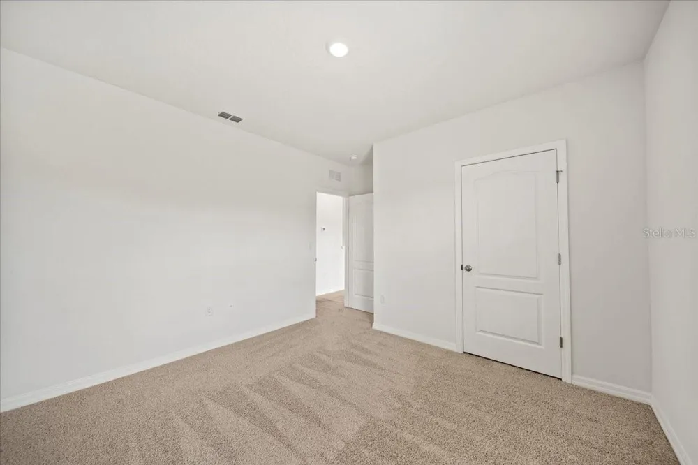 1933 PRISTINE LOOP Lakeland, FL 33811