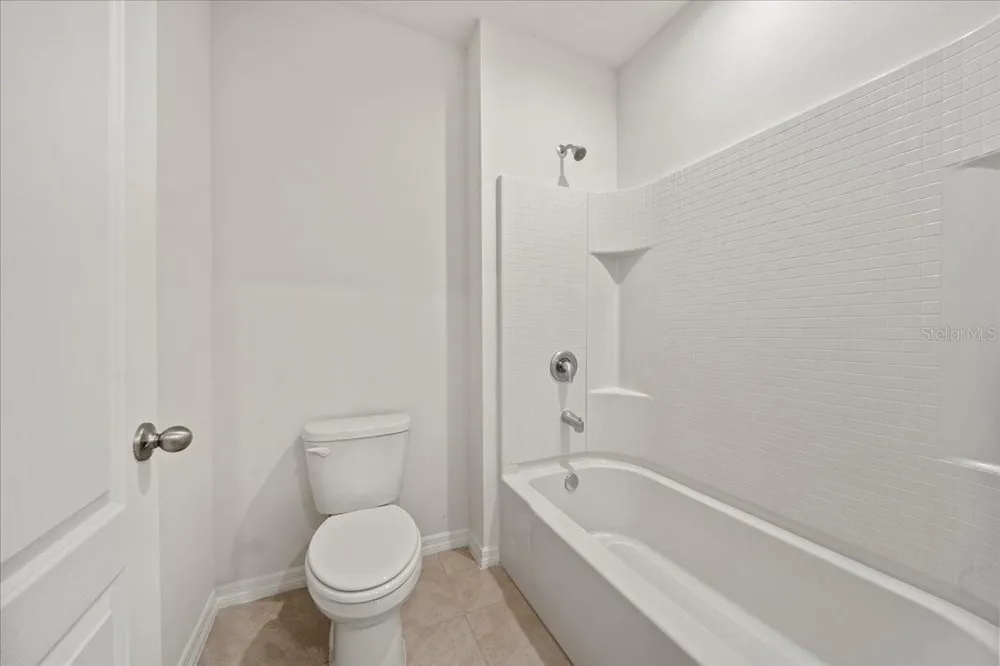1933 PRISTINE LOOP Lakeland, FL 33811