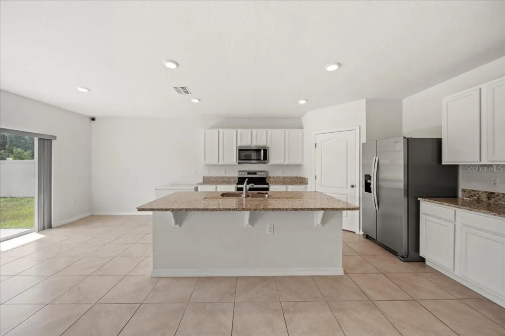 1933 PRISTINE LOOP Lakeland, FL 33811