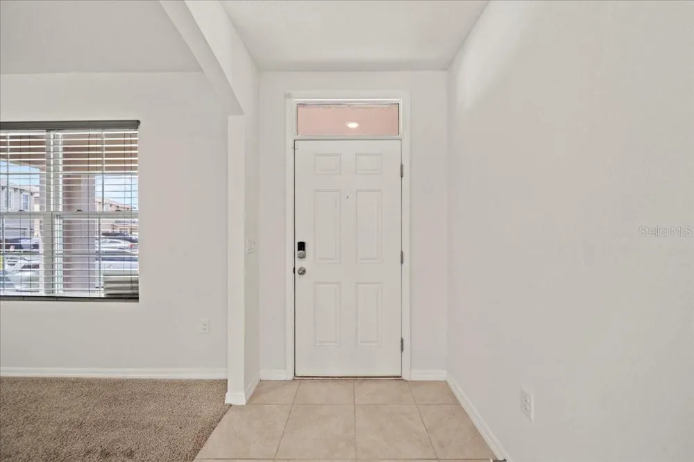 1933 PRISTINE LOOP Lakeland, FL 33811
