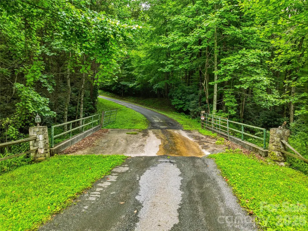 961 Wilson Branch Road Mars Hill, NC 28754