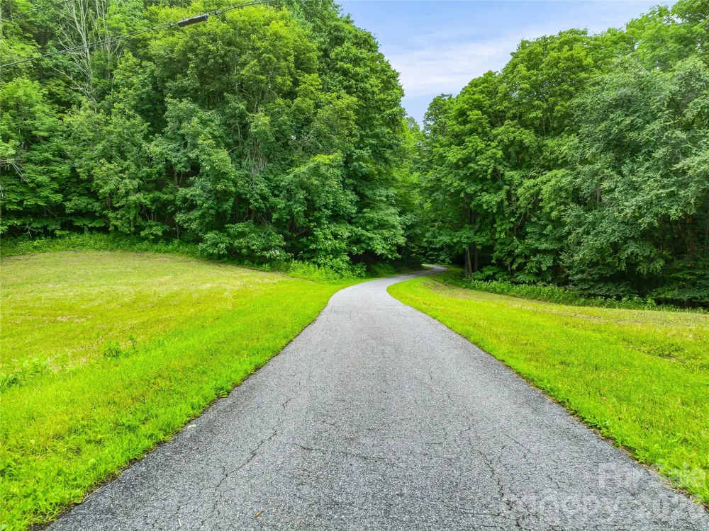 961 Wilson Branch Road Mars Hill, NC 28754