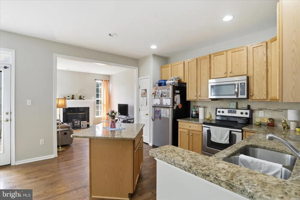 334 LANTERN LANE Chambersburg, PA 17201