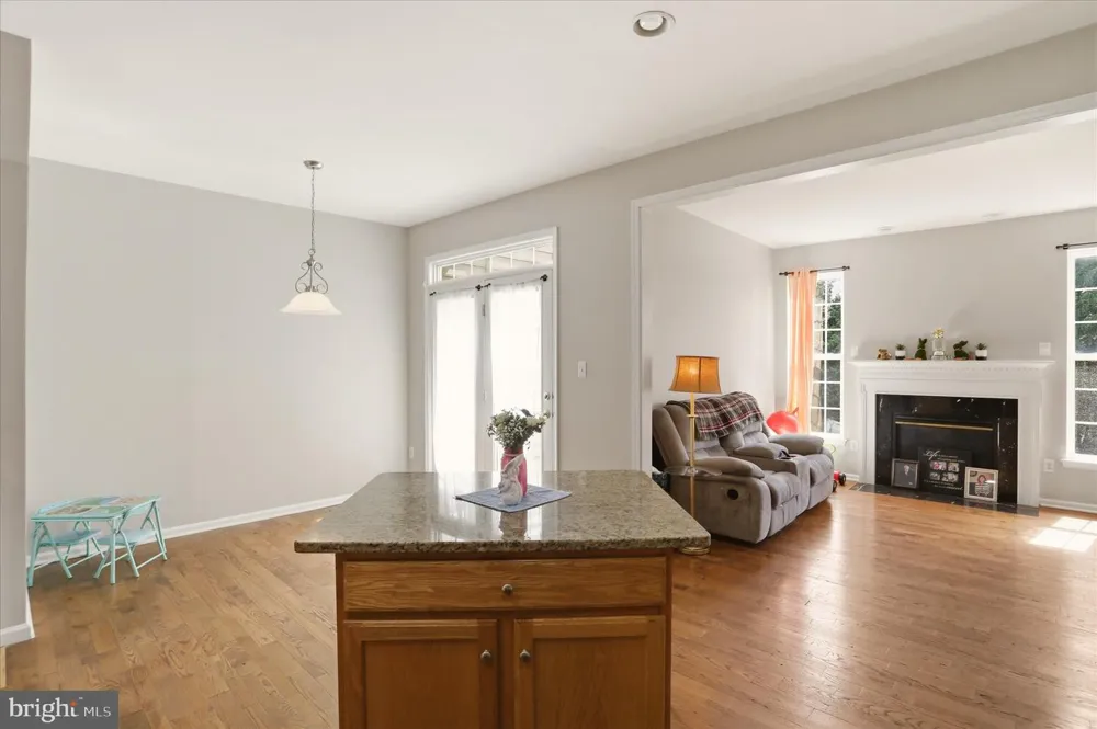 334 LANTERN LANE Chambersburg, PA 17201
