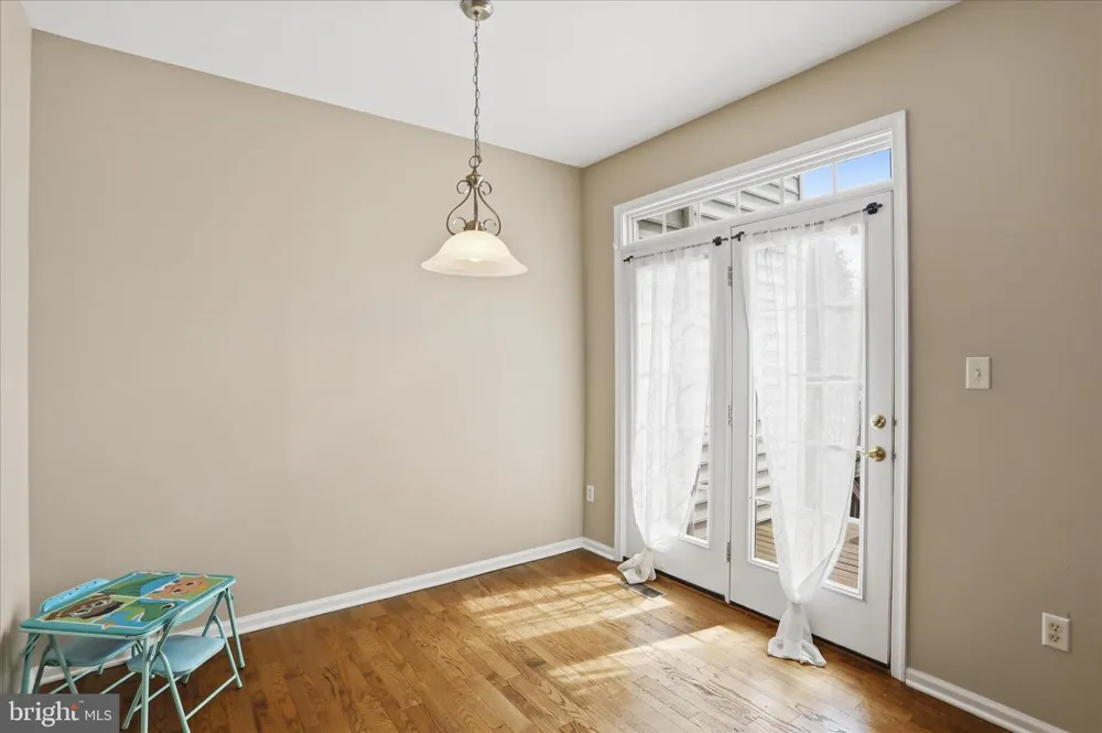 334 LANTERN LANE Chambersburg, PA 17201