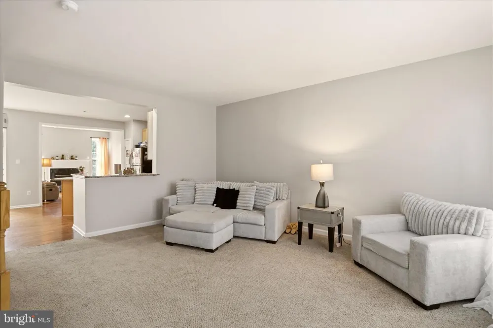 334 LANTERN LANE Chambersburg, PA 17201
