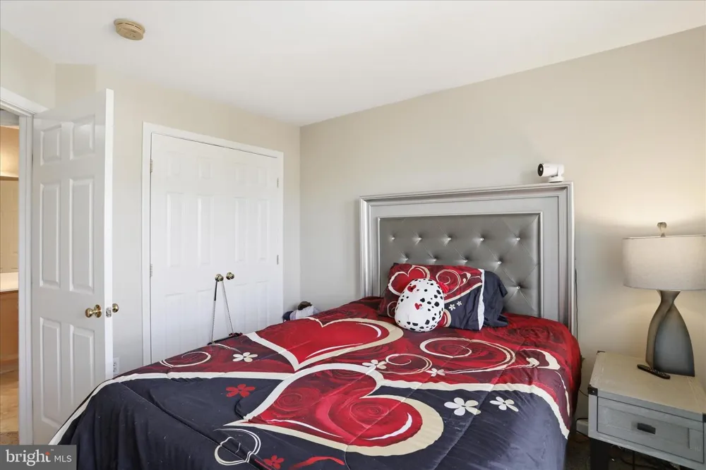 334 LANTERN LANE Chambersburg, PA 17201
