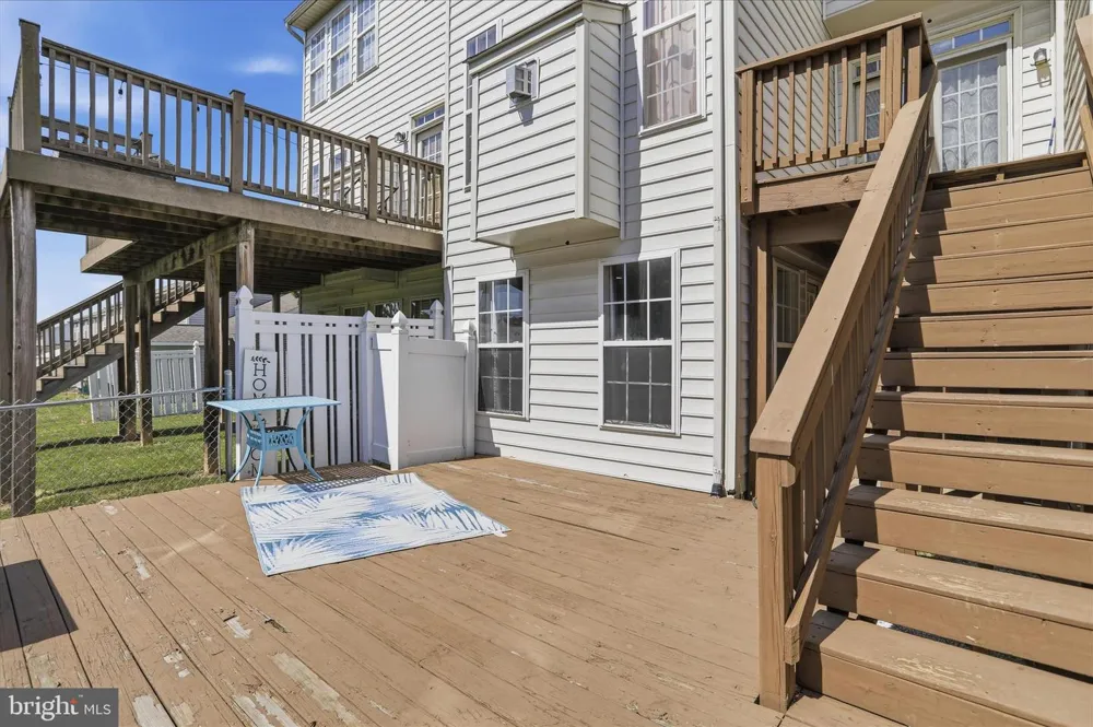 334 LANTERN LANE Chambersburg, PA 17201