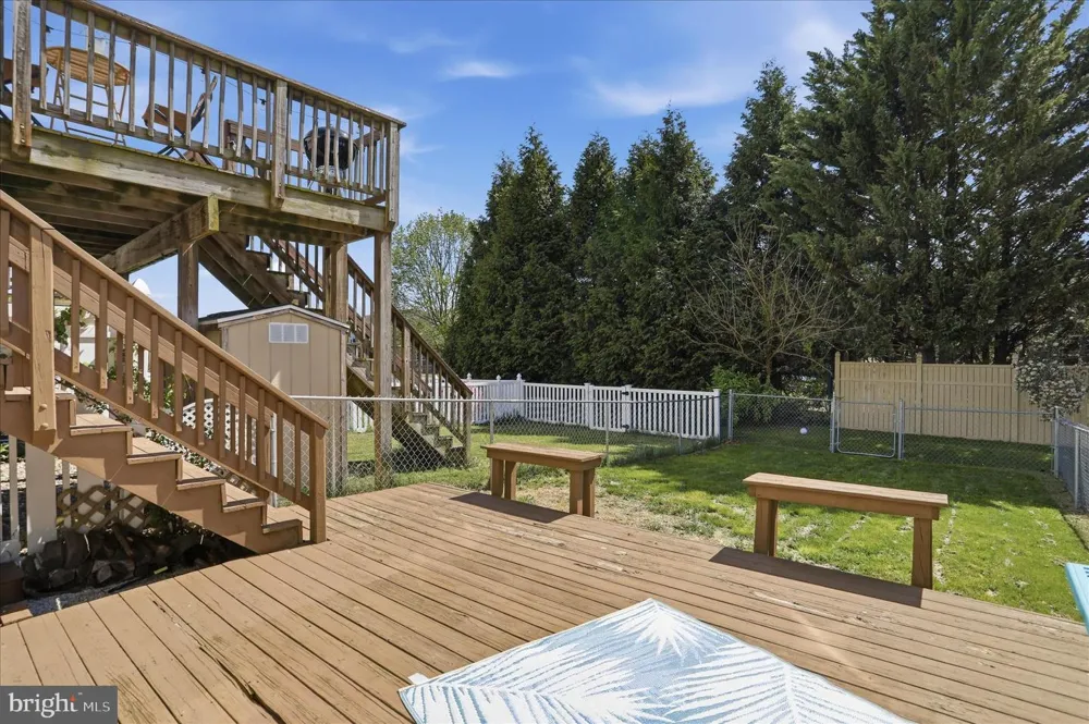 334 LANTERN LANE Chambersburg, PA 17201